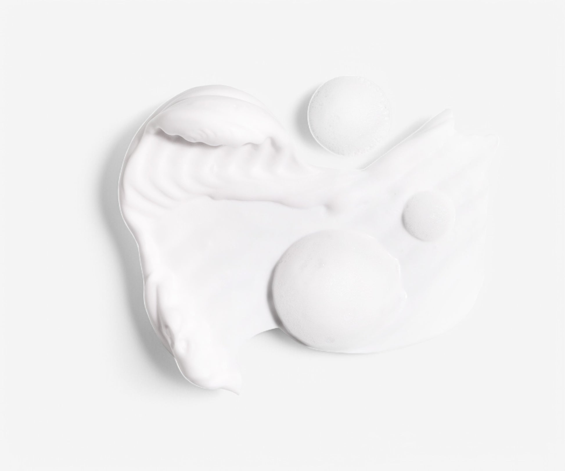 Plant Extract Foaming Cleanser - The Essential