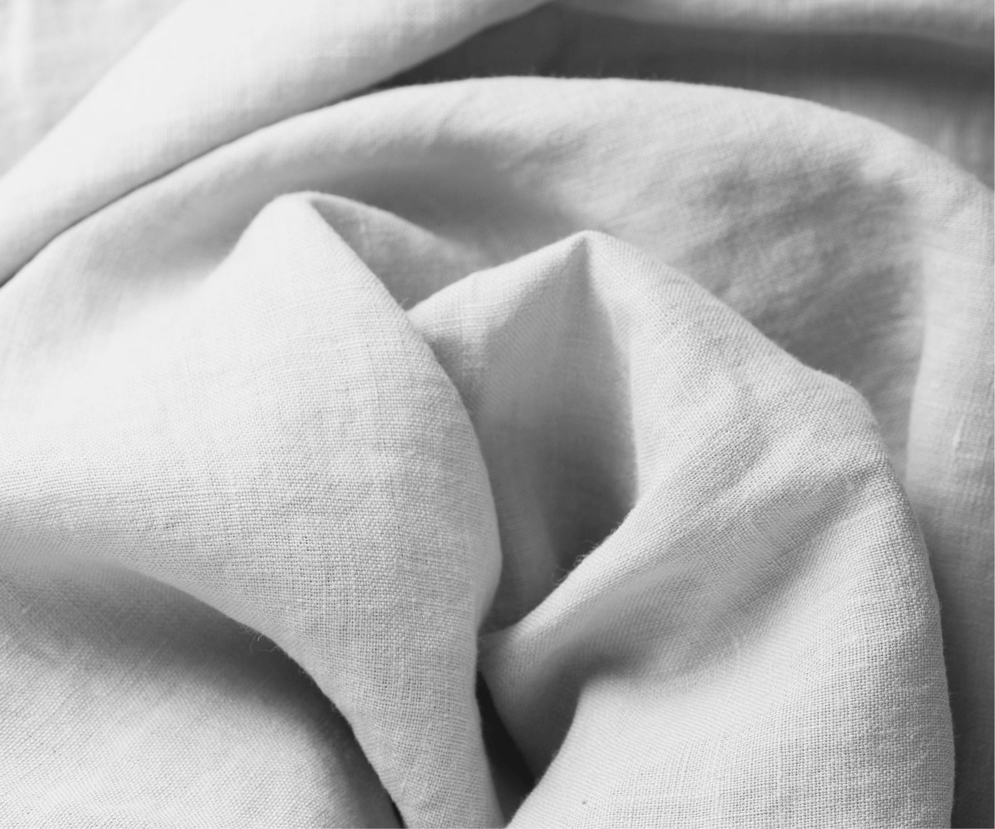 Linen Table Runner - The Essential