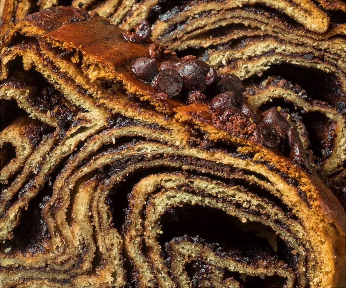 40% Honey Cake + Chocolate Babka Set