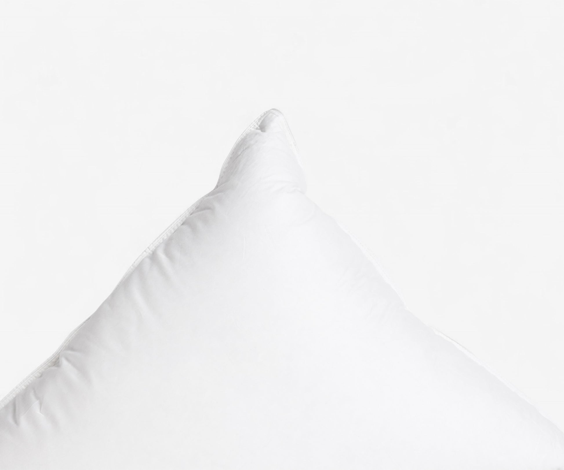 Hotel Pillow - The Essential 