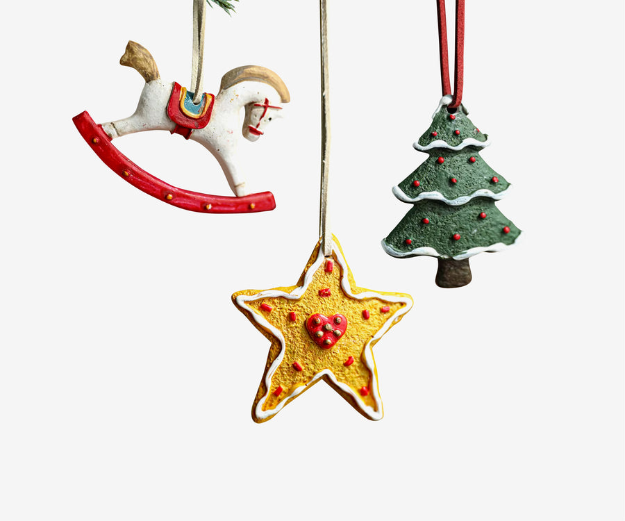 Vintage Resin Ornament Set