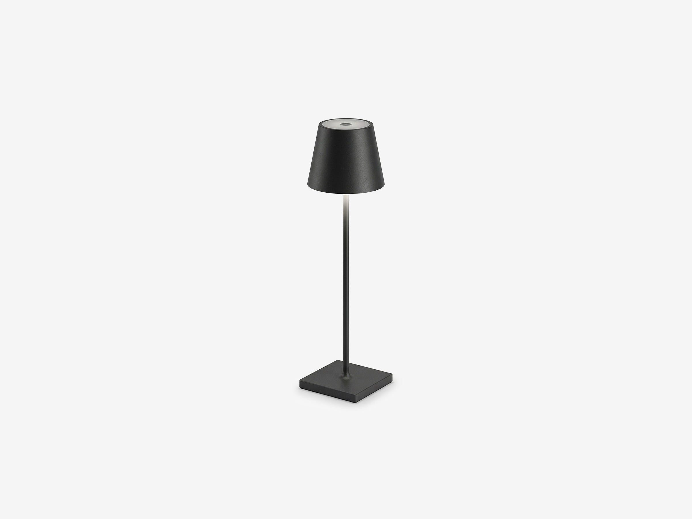 Pila Table Lamp - The Essential 