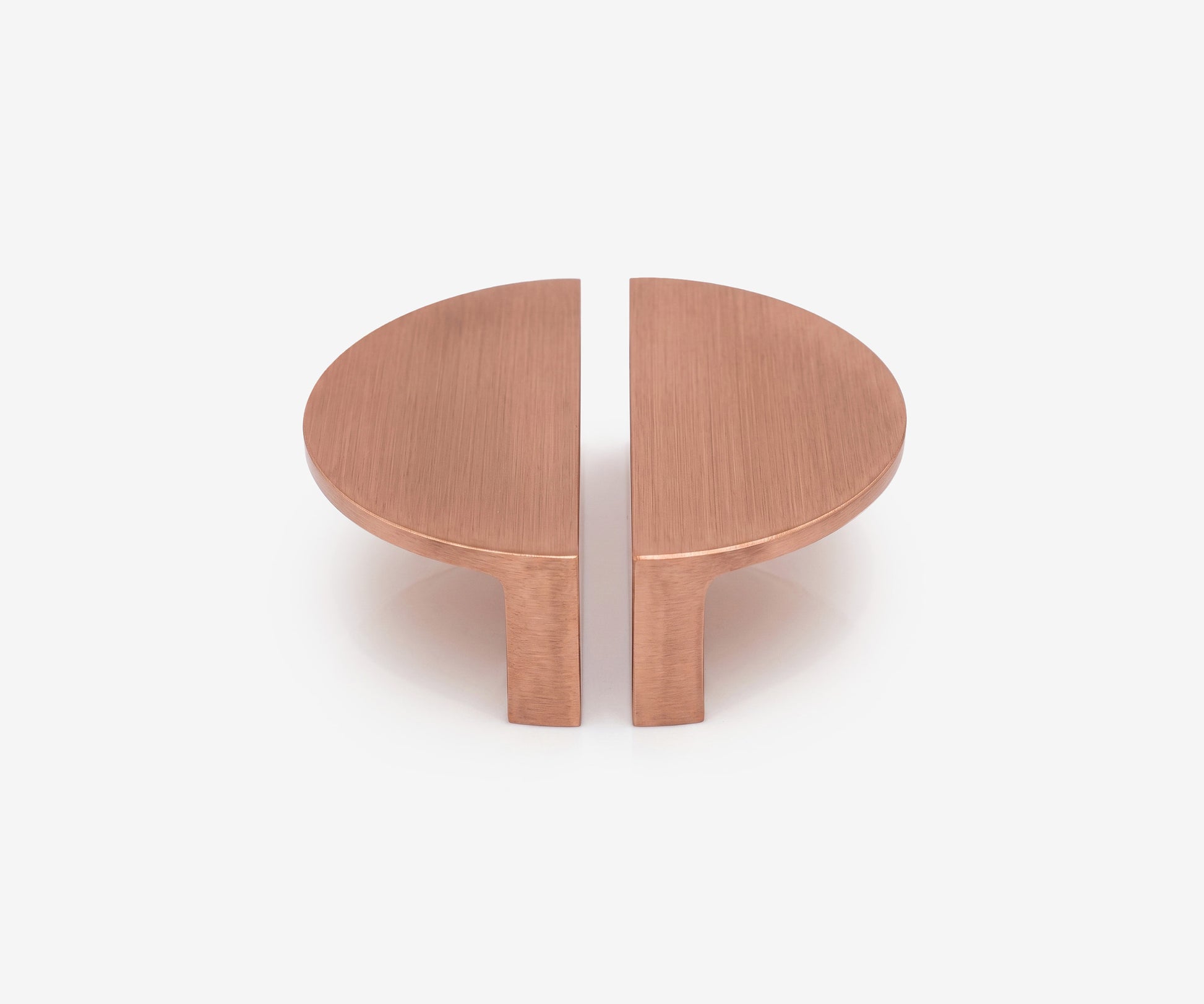 Tonda Half-Moon Pull