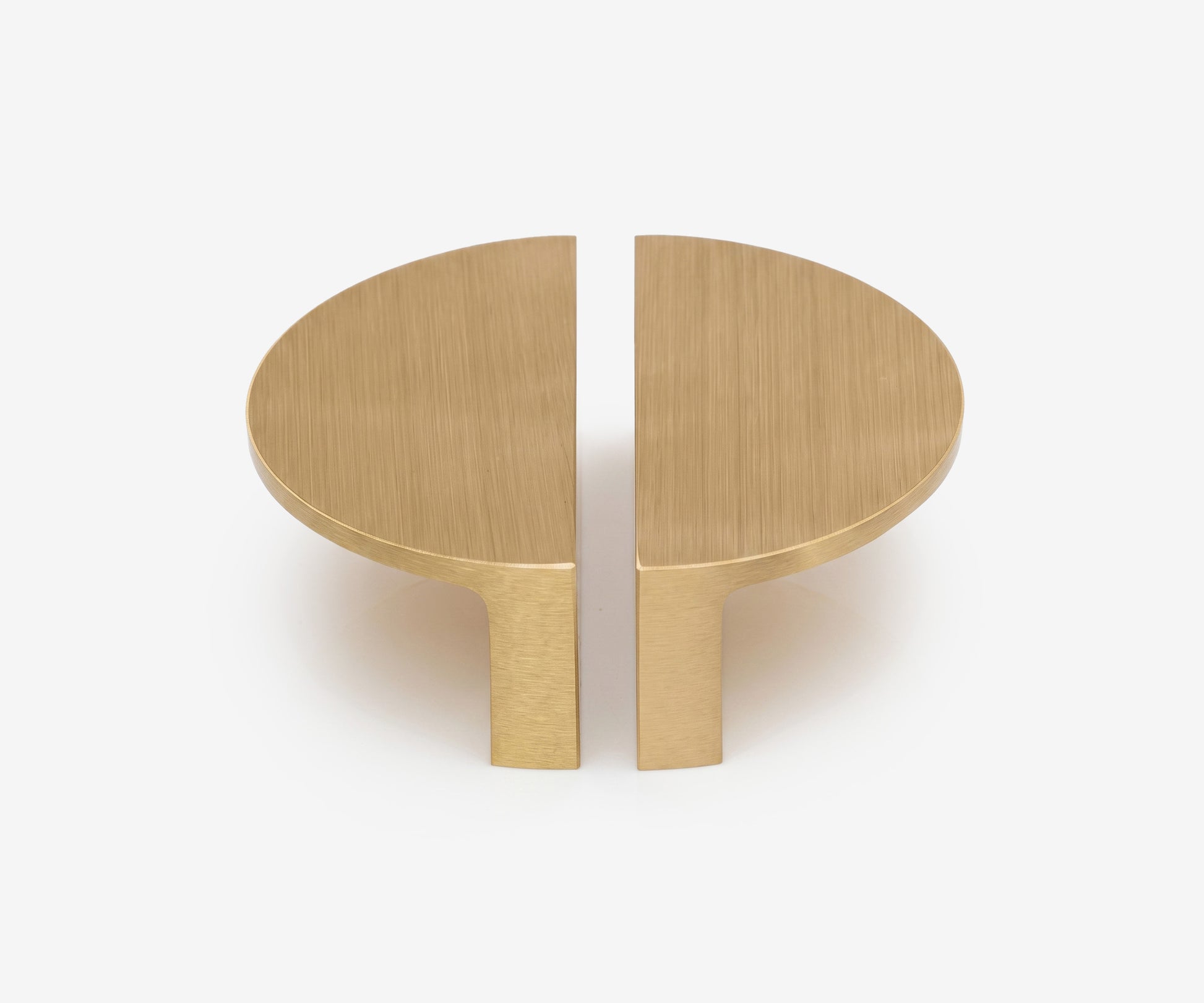 Tonda Half-Moon Pull