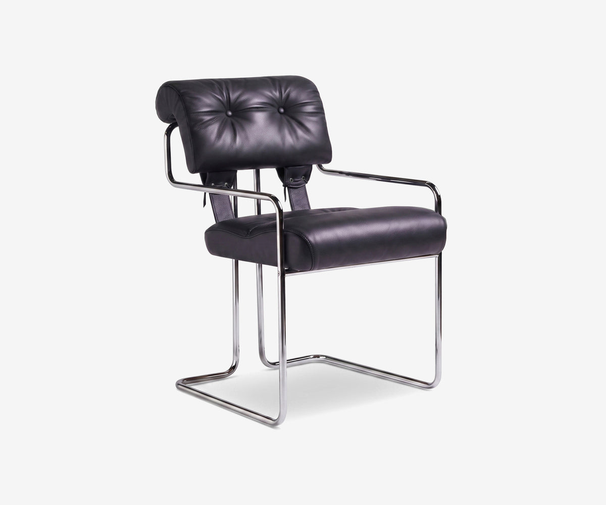 Tuchroma Chair