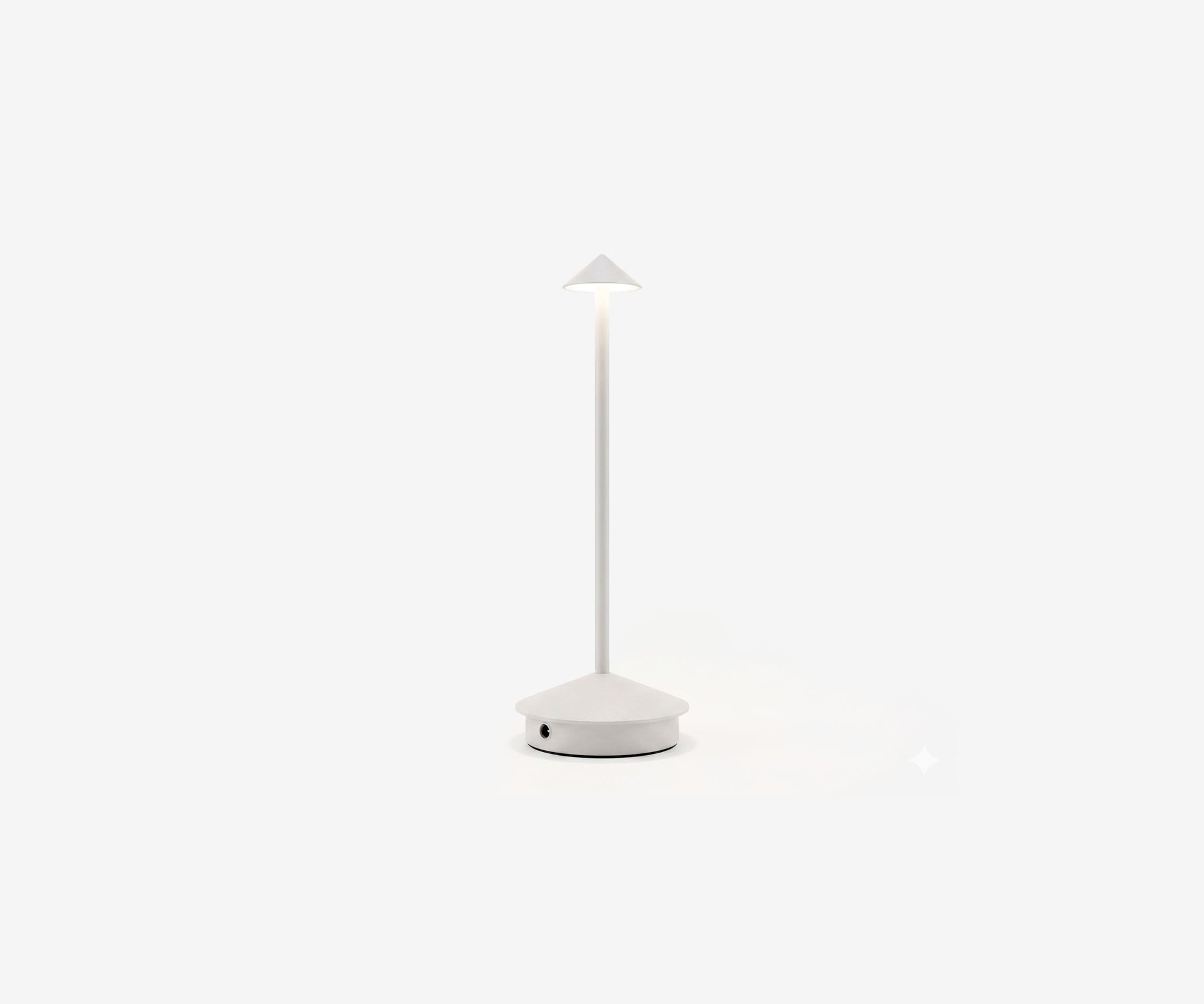 Pina Cordless Table Lamp - The Essential 
