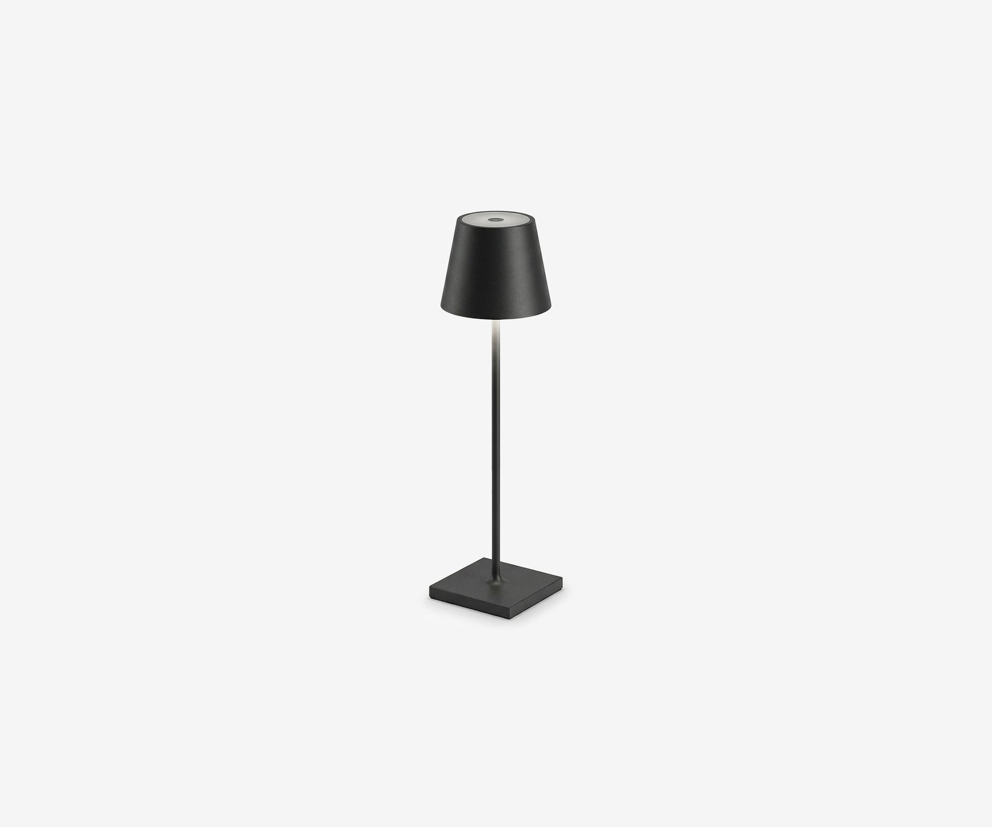 Pila Table Lamp - The Essential 