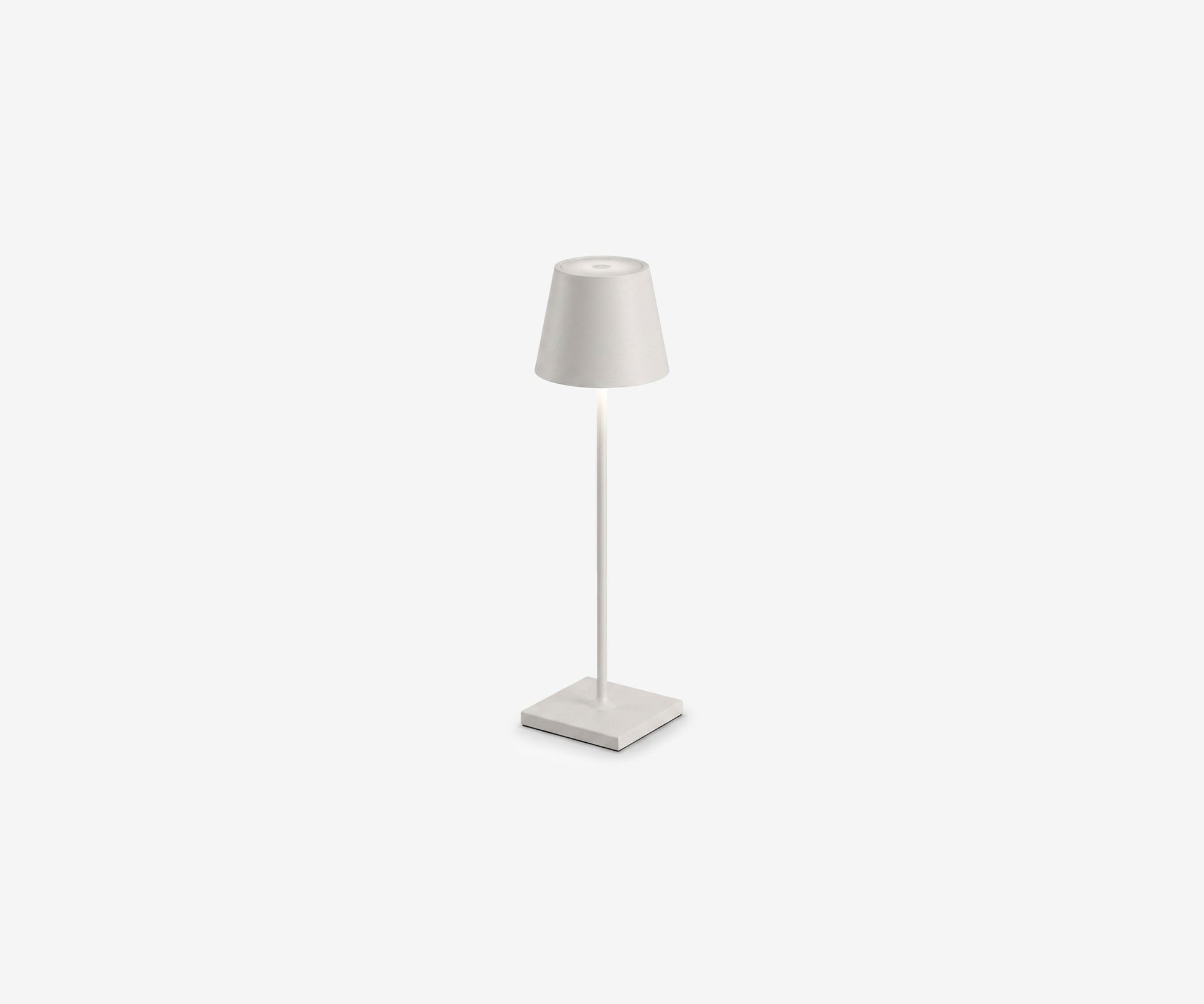 Pila Table Lamp - The Essential 